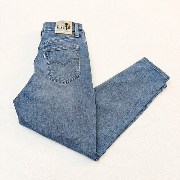 Levi's Silvertab Mom Jeans Vintage Wash Denim Jeans Size 28 x 27 - Picture 7 of 7